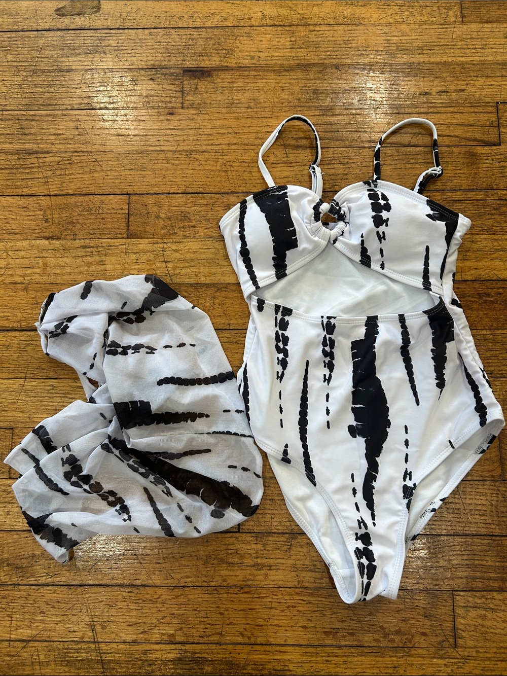 SHEIN Black & White Tie-Dye Kids One-Piece Swimsuit with Matching Cover-Up